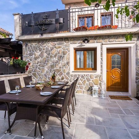 Villa Mulberry Milohnici Exterior foto